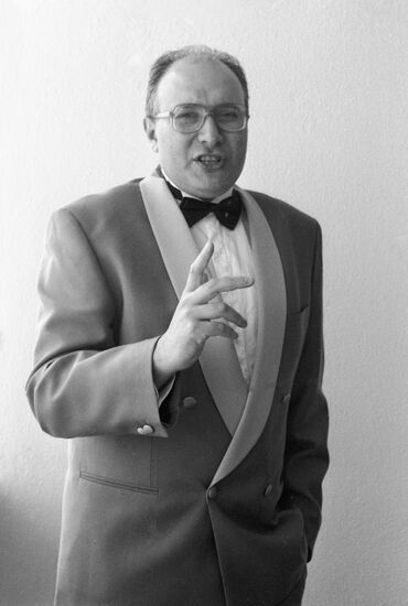 JOURNALIST GANAPOLSKY