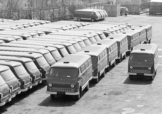 CARS