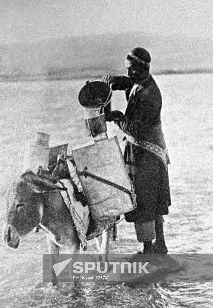 WATER SELLER CHURN DONKEY