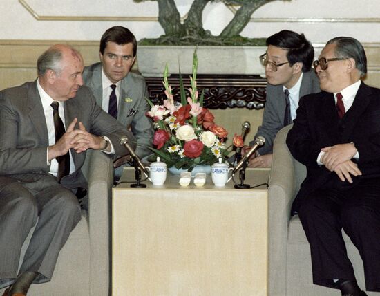 CHINE VISIT GORBACHEV MEETING JIANG ZEMIN
