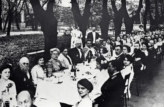 ORPHANAGE INSTITUTE GRADUATION BANQUET