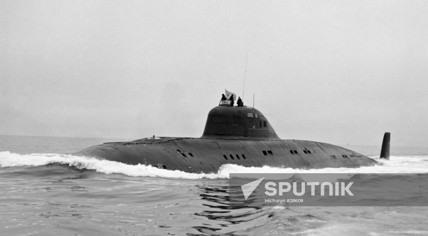 SEA SUBMARINE " THE 50TH ANNIVERSARY OF THE USSR" MARCH OFF