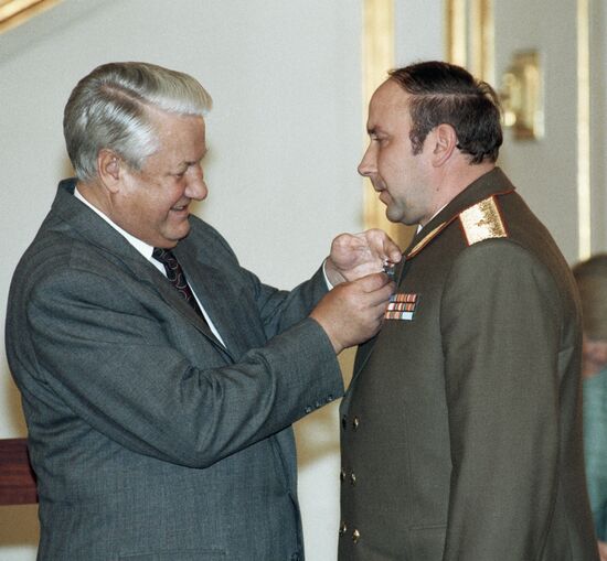 YELTSIN KORZHAKOV