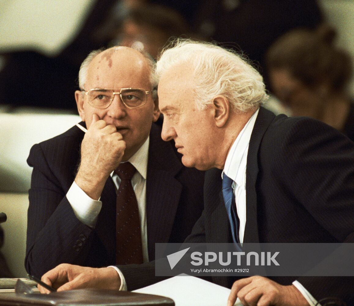 GORBACHEV SHEVARDNADZE