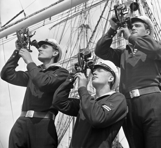 Sextant Students Maritime School 