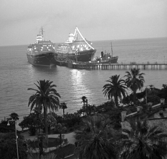 PIER SUKHUMI PORT MOTOR SHIP 