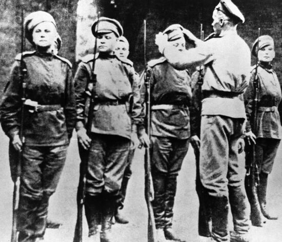 DEATH SQUAD WOMEN TROOPERS