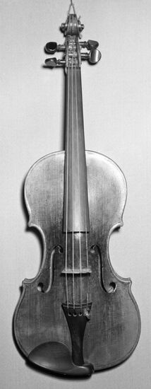 GUARNERI VIOLIN