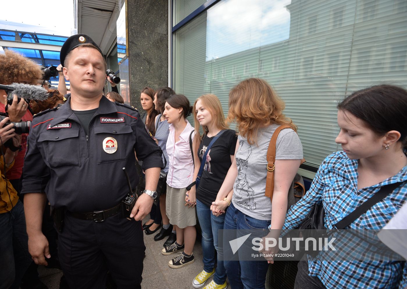 LGBT activists campaign in Moscow