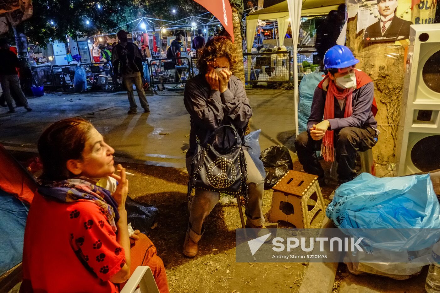 Protesters clash with police in Turkey