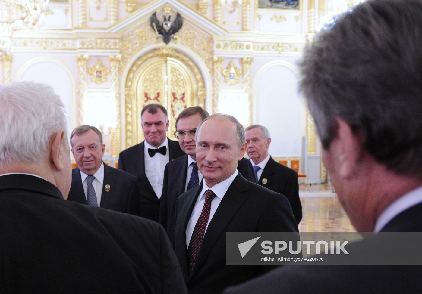 Vladimir Putin presents state awards