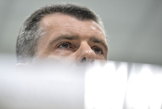 Mikhail Prokhorov drops out of Moscow mayoral race