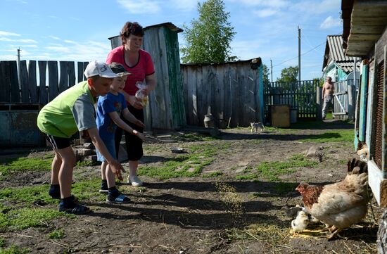 Teachers adopt foster children in Ivankino village