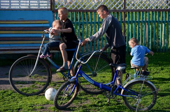 Teachers adopt foster children in Ivankino village