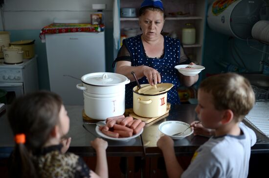 Teachers adopt foster children in Ivankino village