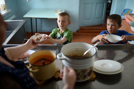 Teachers adopt foster children in Ivankino village