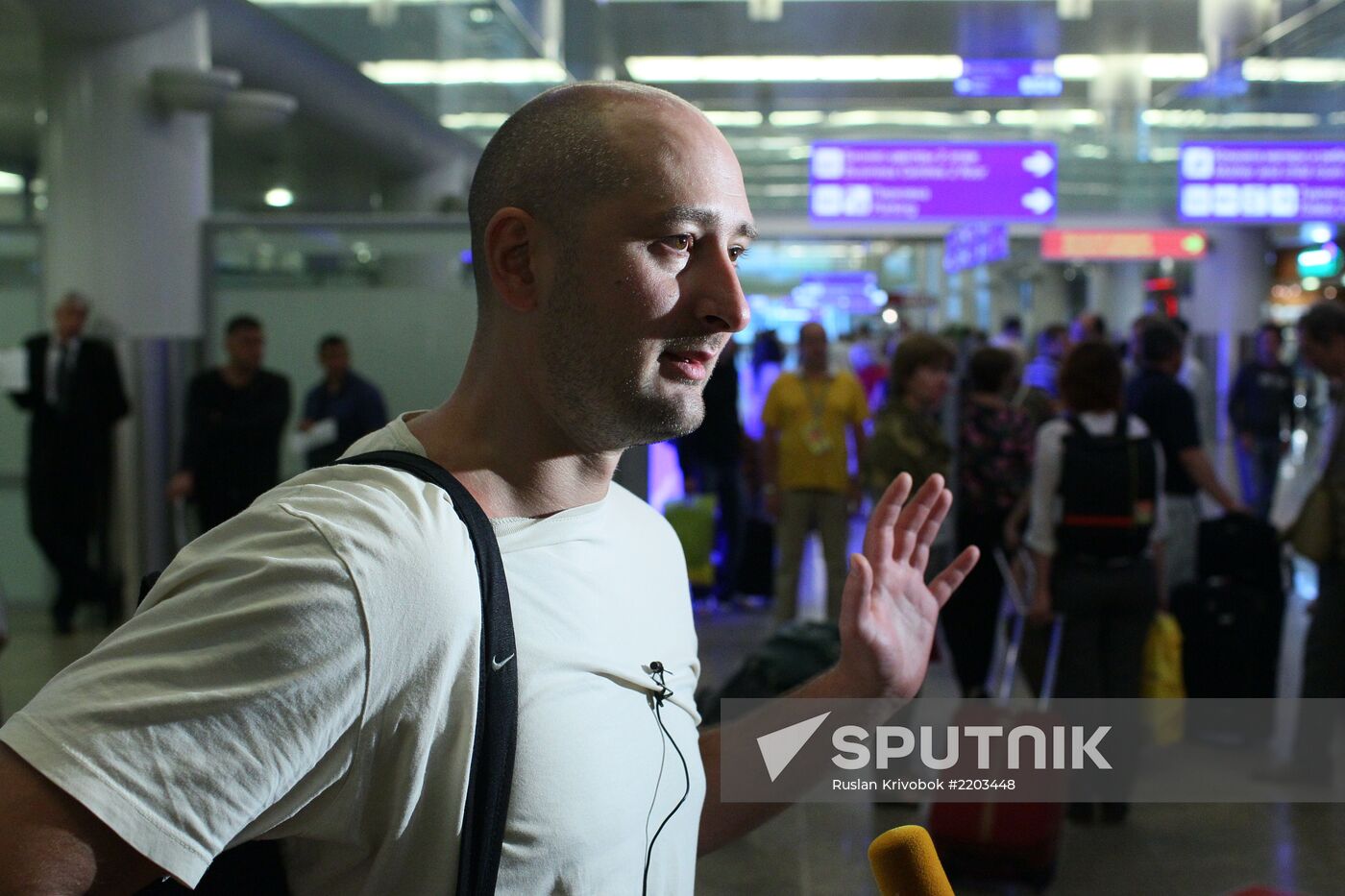 Russian journalist Arkady Babchenko deported from Turkey