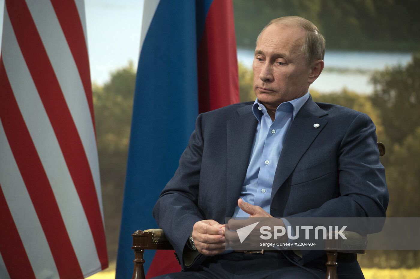 Vladimir Putin arrives in Ireland for the G8 summit