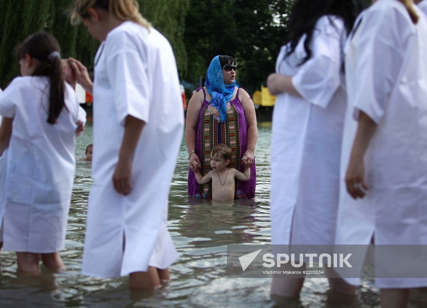 Mass baptizing in Stavropol Region