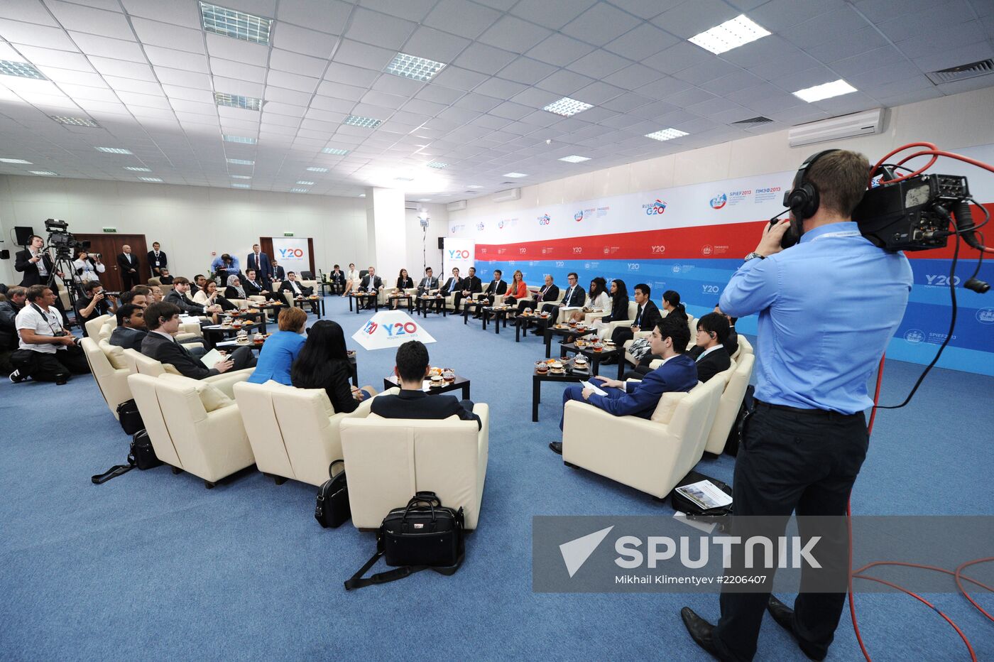 Vladimir Putin meeting with members of Y20 Russia Youth Summit