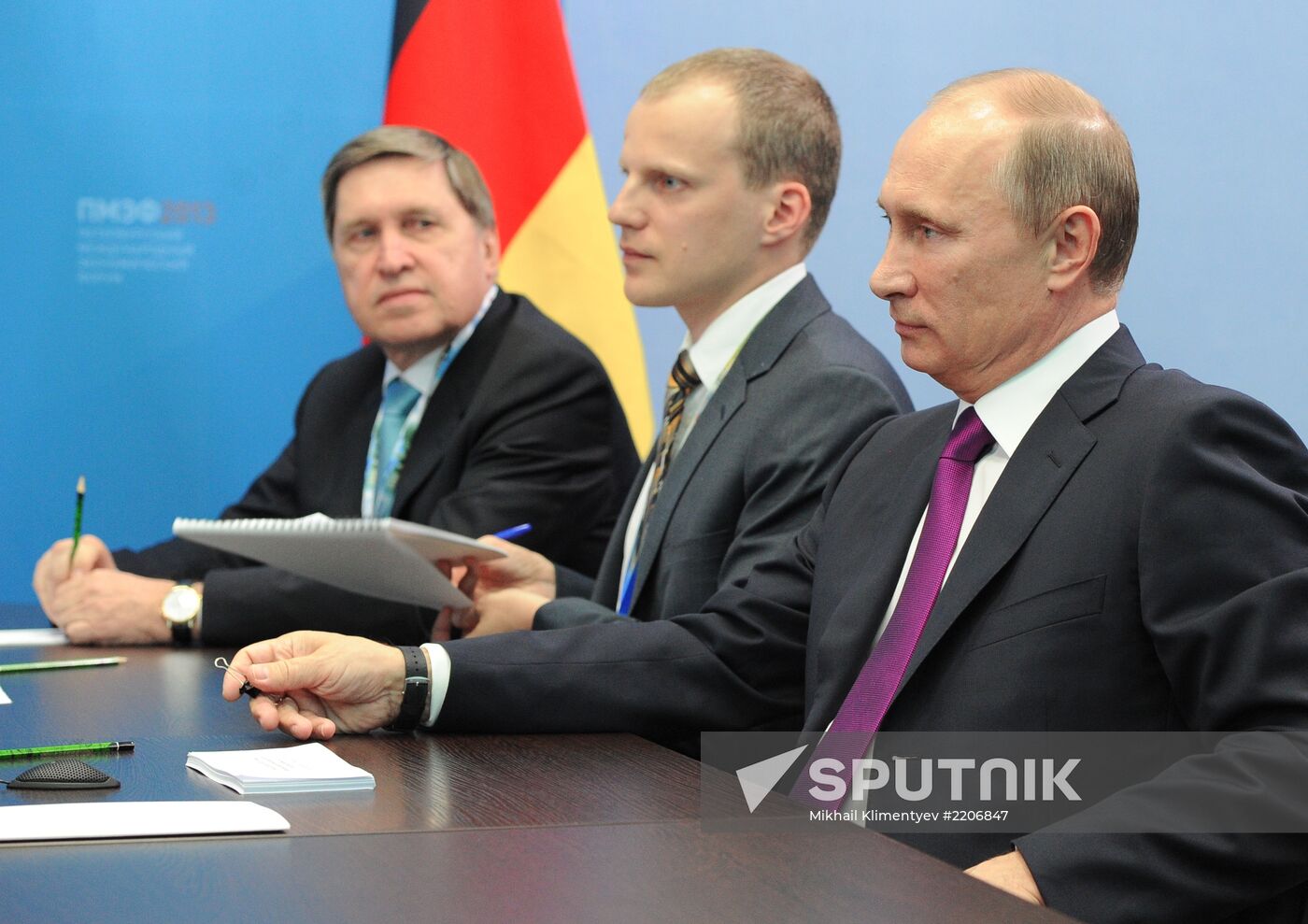 News conference of Vladimir Putin and Angela Merkel