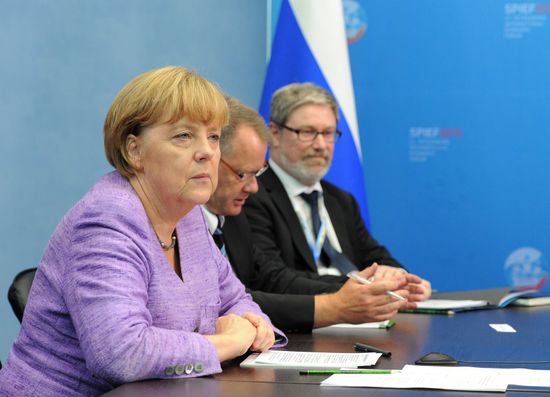 News conference of Vladimir Putin and Angela Merkel