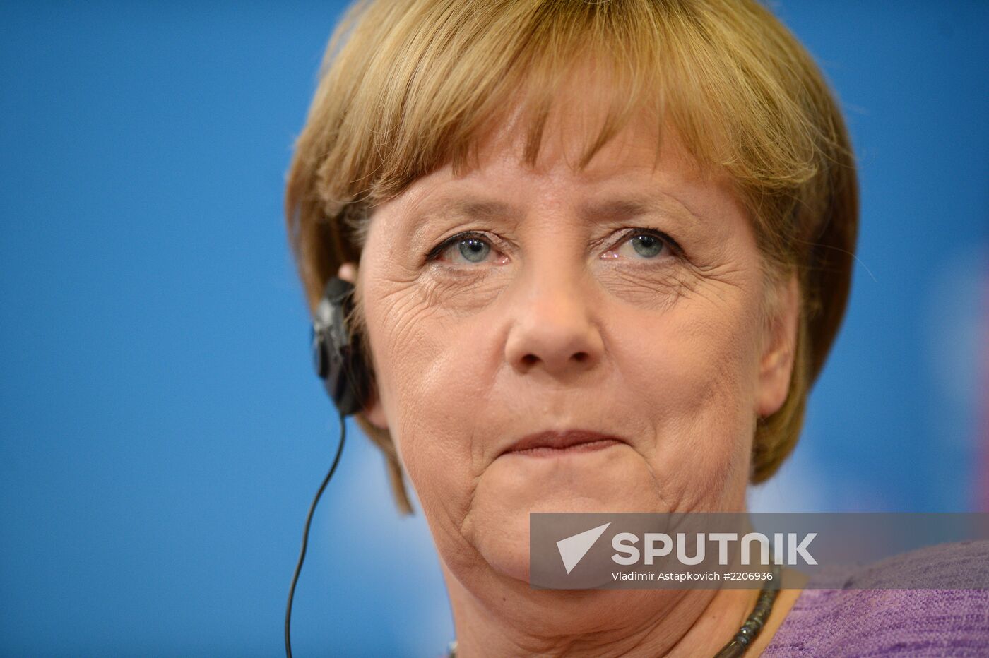 News conference of Vladimir Putin and Angela Merkel