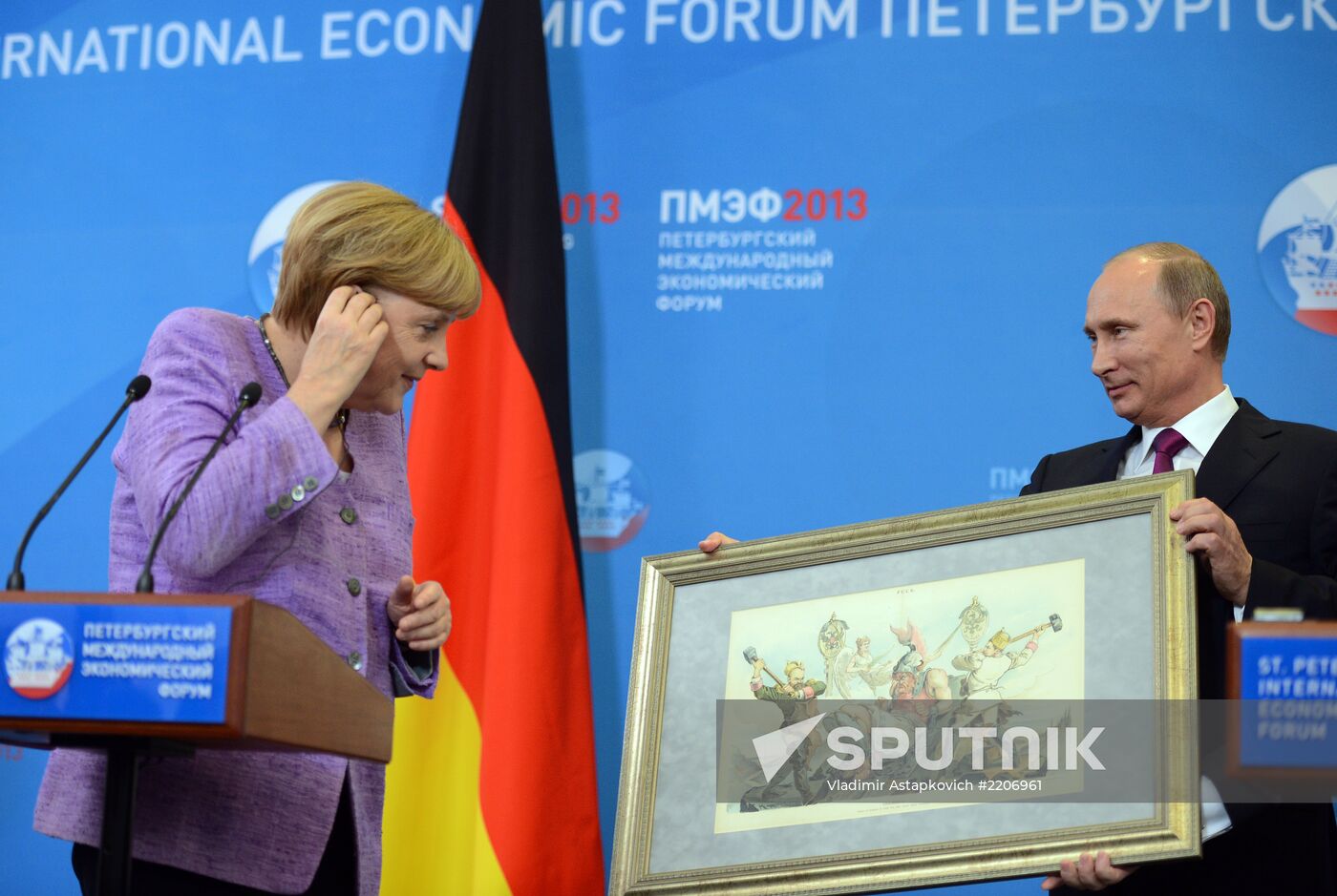 News conference of Vladimir Putin and Angela Merkel