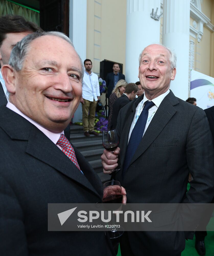 Reception marks MegaFon's anniversary in St. Petersburg