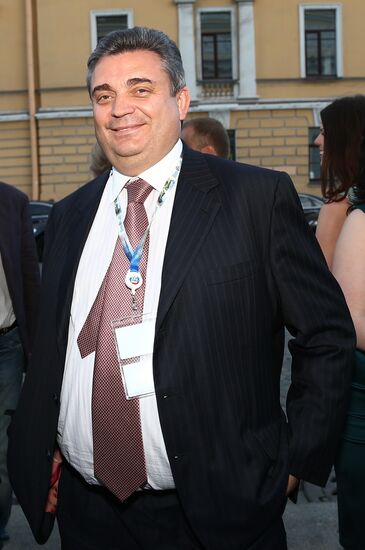 Reception marks MegaFon's anniversary in St. Petersburg