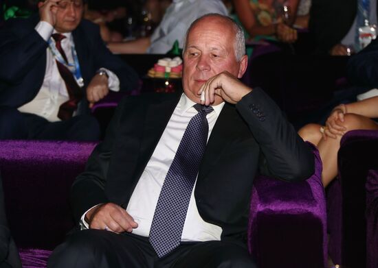 Reception marks MegaFon's anniversary in St. Petersburg