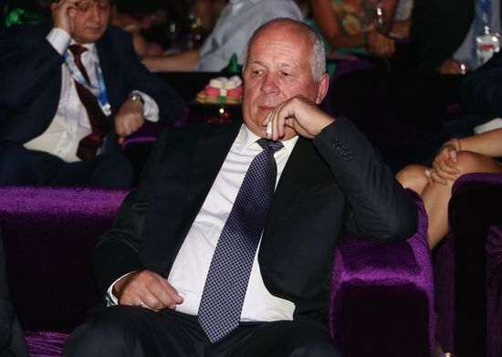 Reception marks MegaFon's anniversary in St. Petersburg