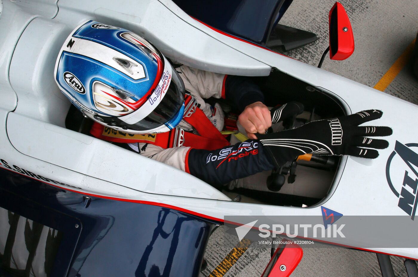 Auto Racing World Series by Renault. Day Two