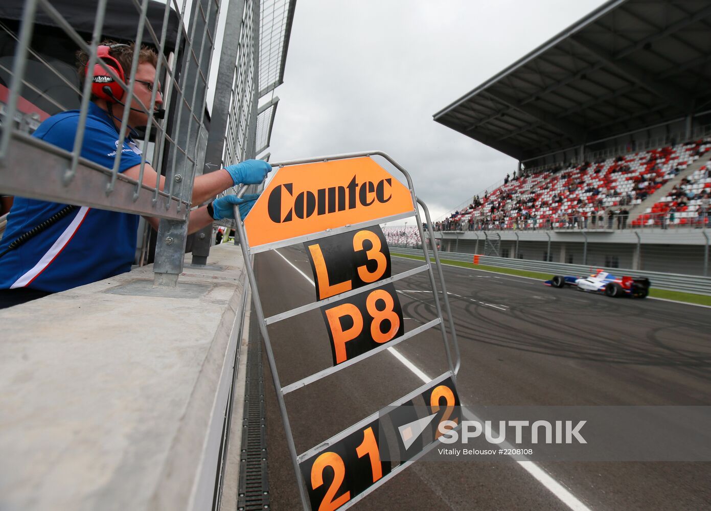 Auto Racing World Series by Renault. Day Two