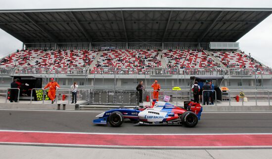 Auto Racing World Series by Renault. Day Two