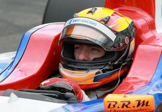 Auto Racing World Series by Renault. Day Two