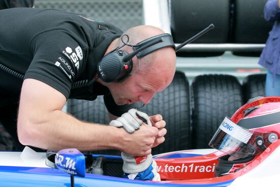 Auto Racing World Series by Renault. Day Two