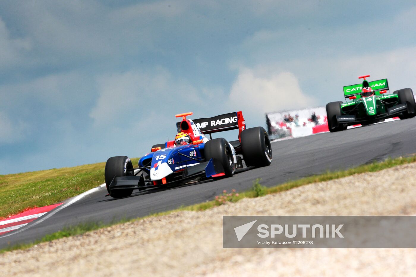 Auto Racing World Series by Renault. Day Two