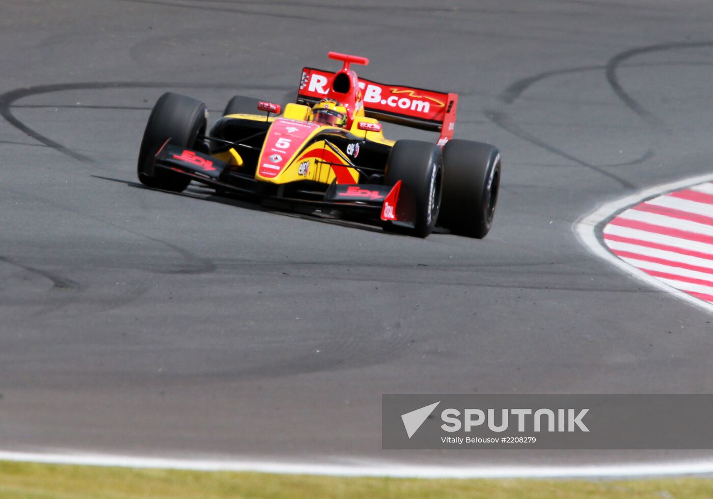 Auto Racing World Series by Renault. Day Two