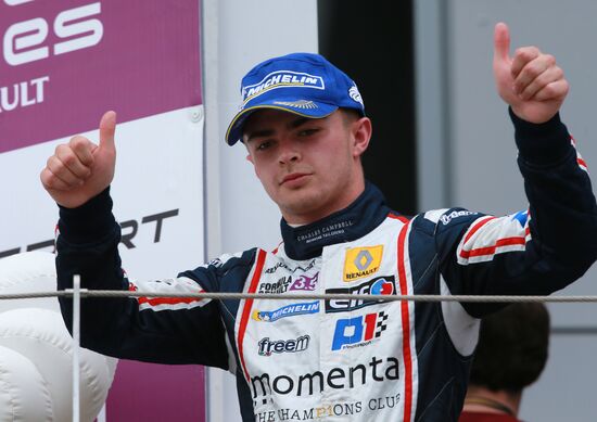 Auto Racing World Series by Renault. Day Two