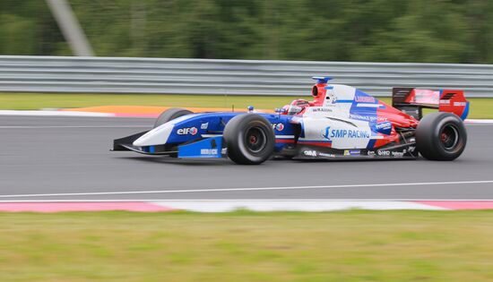 Auto Racing World Series by Renault. Day Two