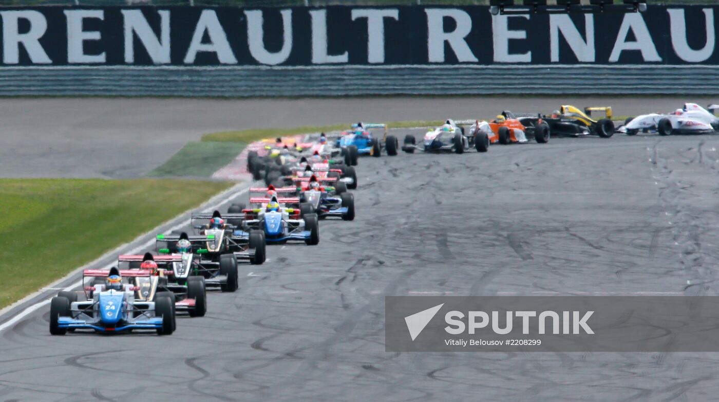 Auto Racing World Series by Renault. Day Two