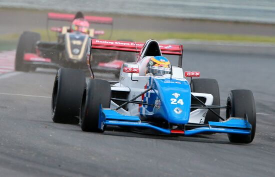Auto Racing World Series by Renault. Day Two