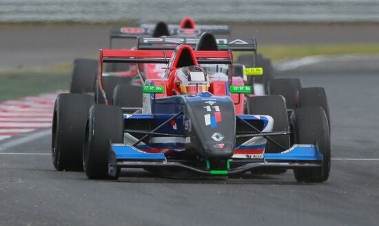 Auto Racing World Series by Renault. Day Two