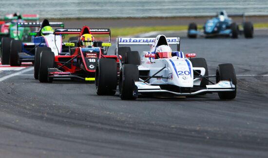 Auto Racing World Series by Renault. Day Two