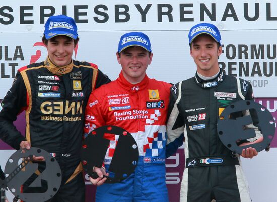 Auto Racing World Series by Renault. Day Two