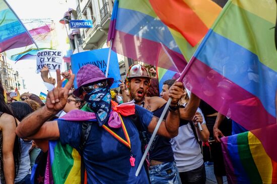 Gay pride parade in Istanbul