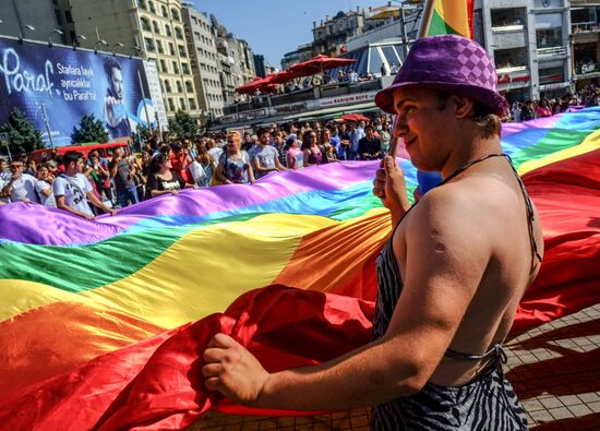 Gay pride parade in Istanbul