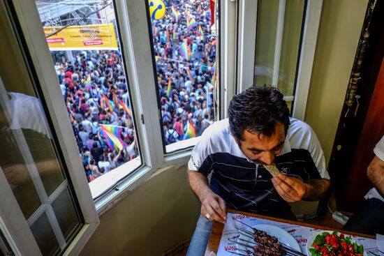 Gay pride parade in Istanbul