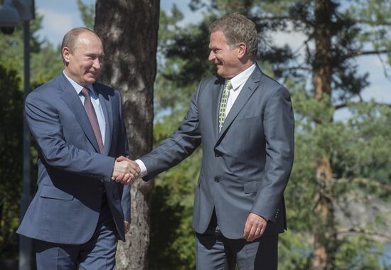 Vladimir Putin visits Finland